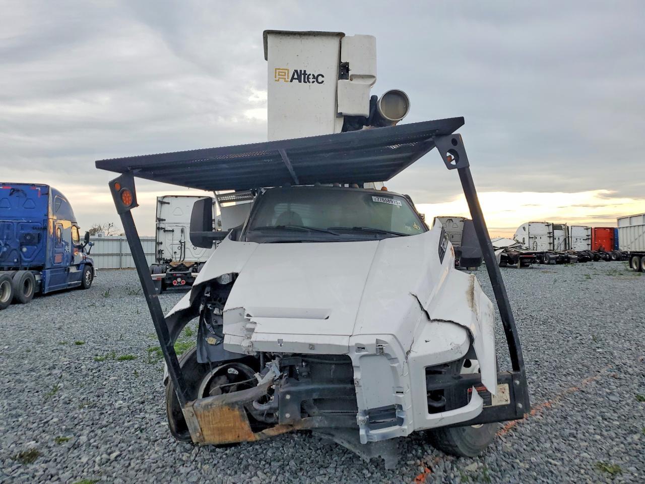 2022 Ford F750 Super Duty Forestry Bucket Truck - Фото 5