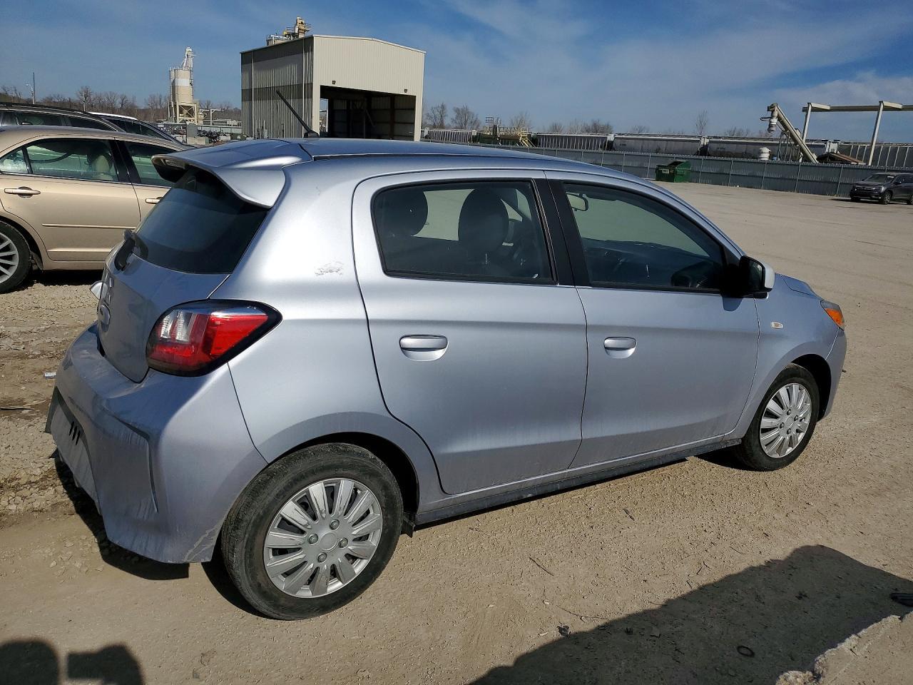 2022 Mitsubishi Mirage Es - Фото 3