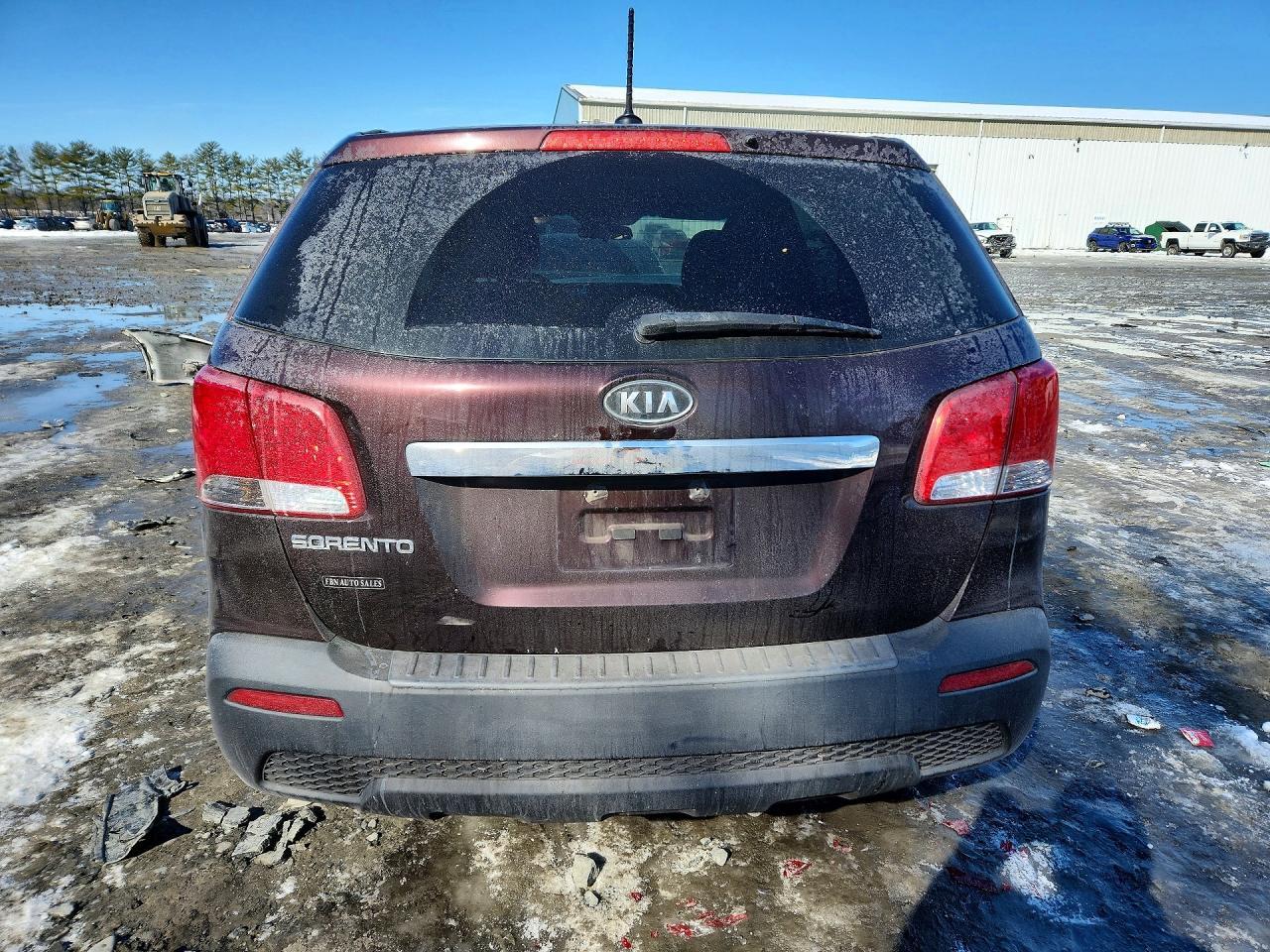 2012 Kia Sorento Lx - Image 6
