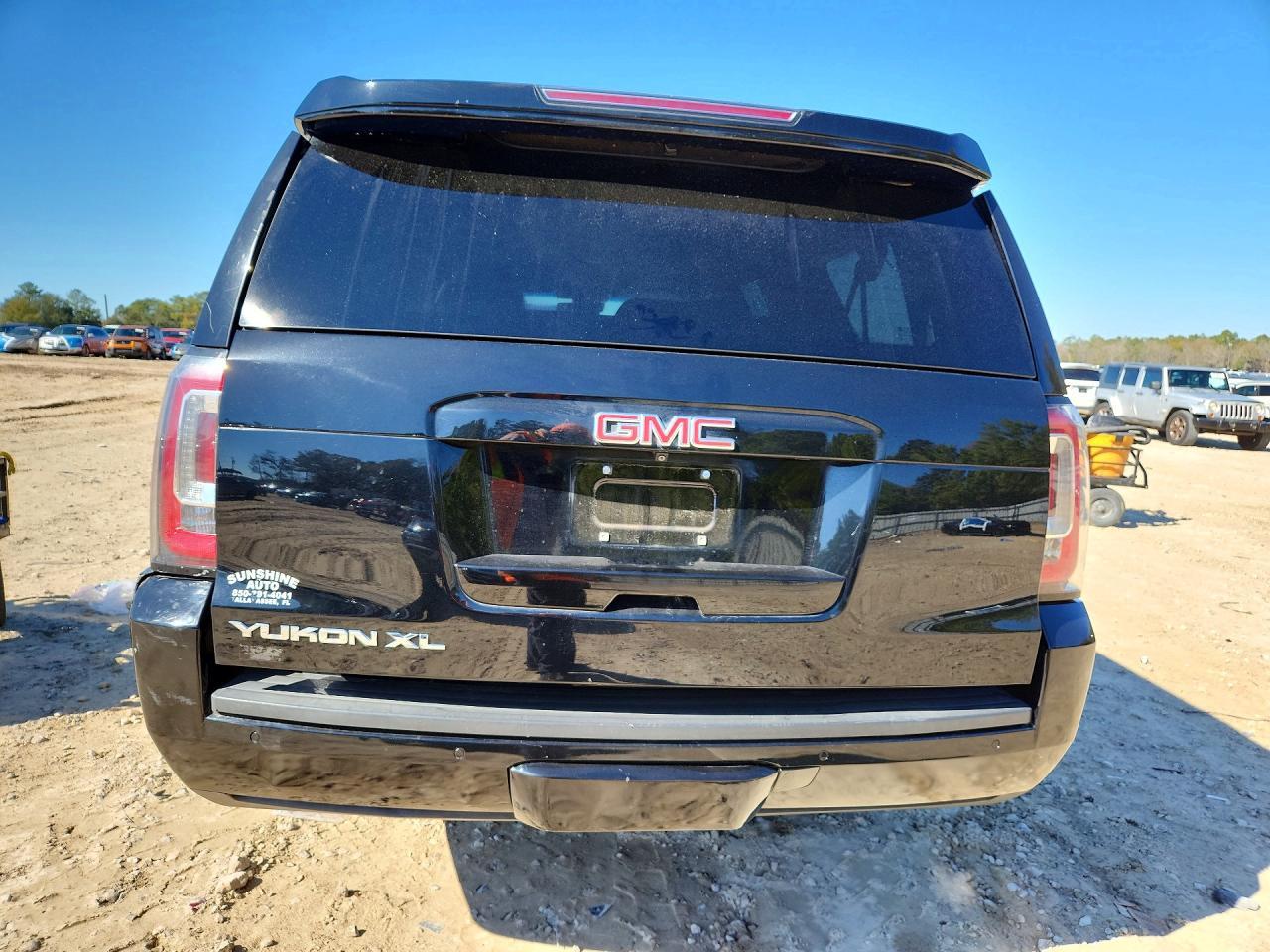 2018 GMC Yukon Xl C1500 Slt - Image 6