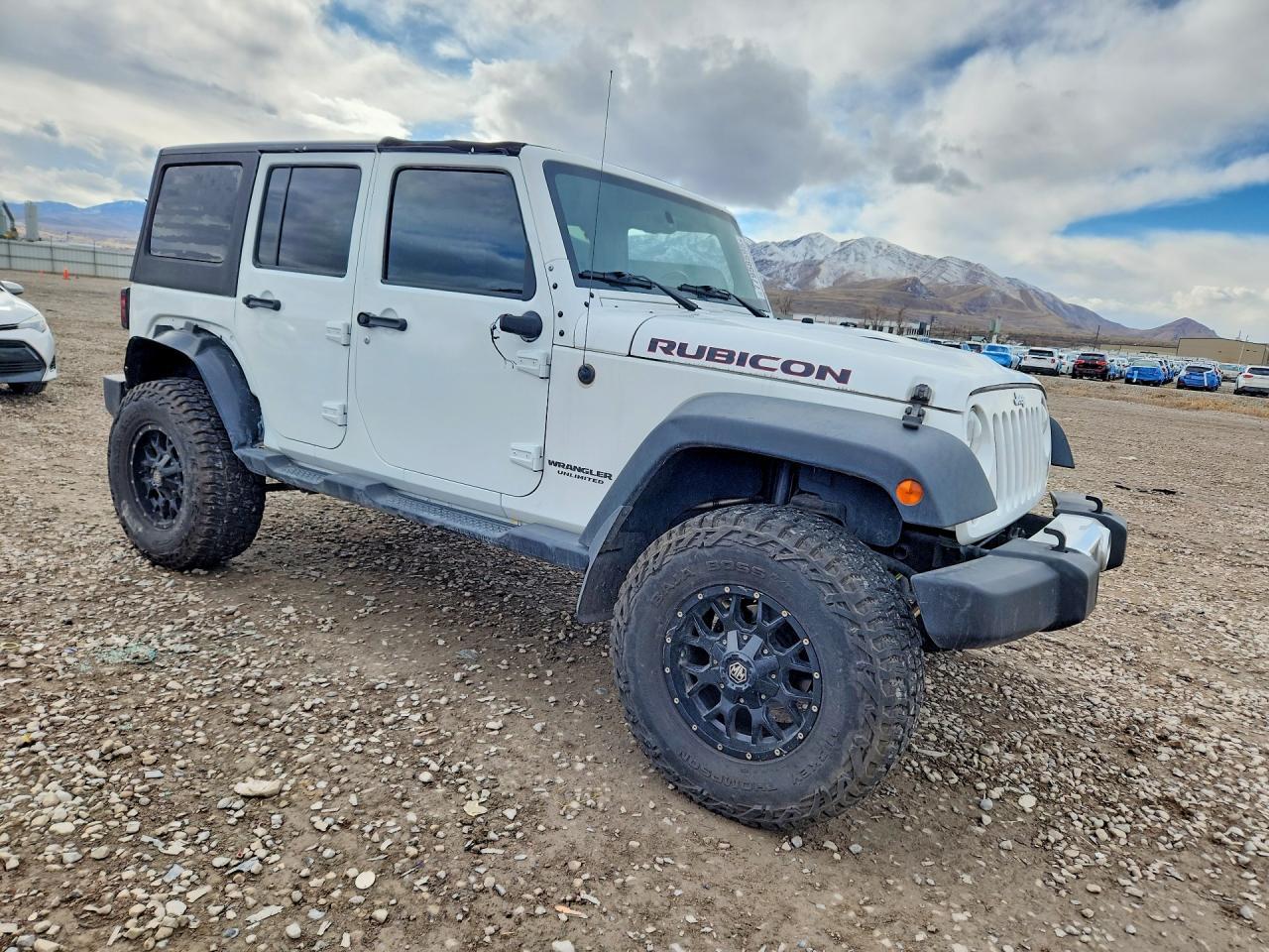 2016 Jeep Wrangler Unlimited Rubicon - Image 4