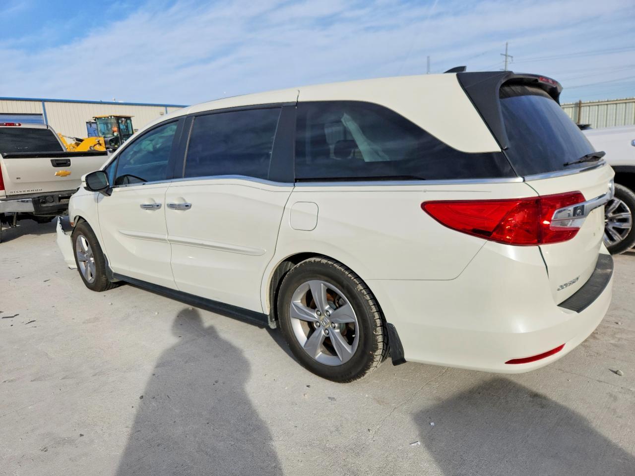 2018 Honda Odyssey Exl - Image 2