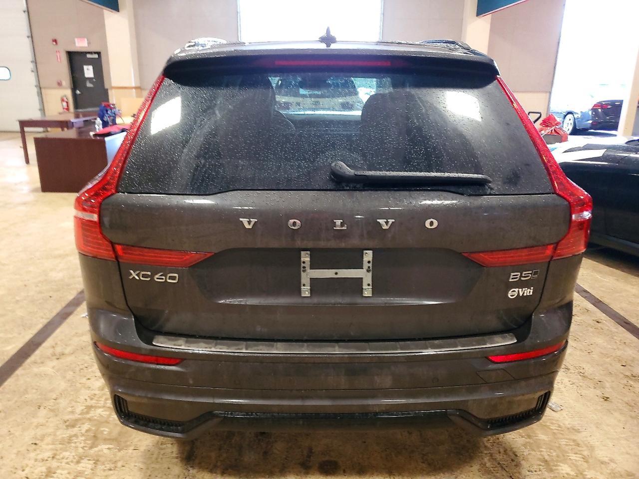 2025 Volvo Xc60 Plus - Фото 6