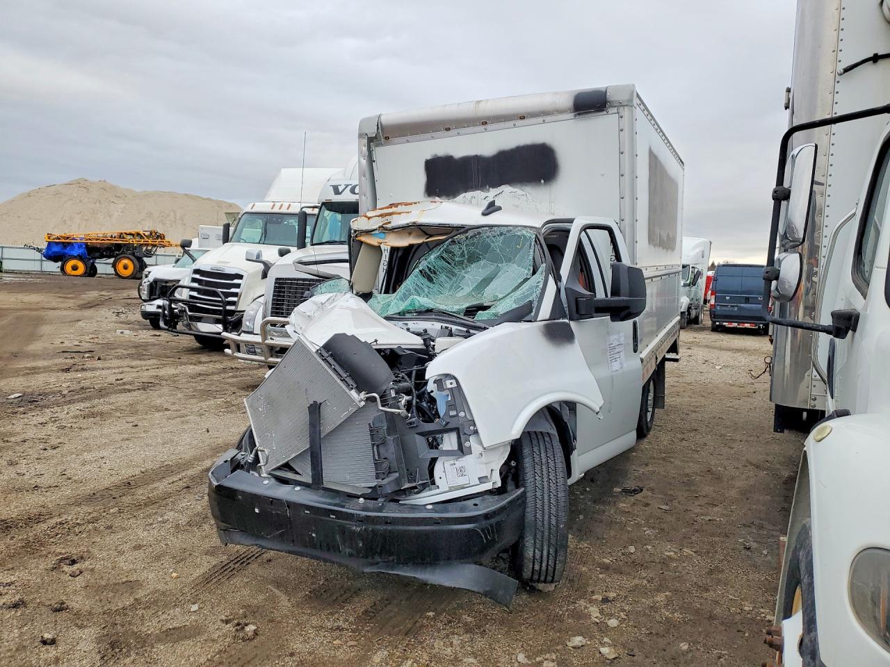 2025 GMC Savana Box Truck