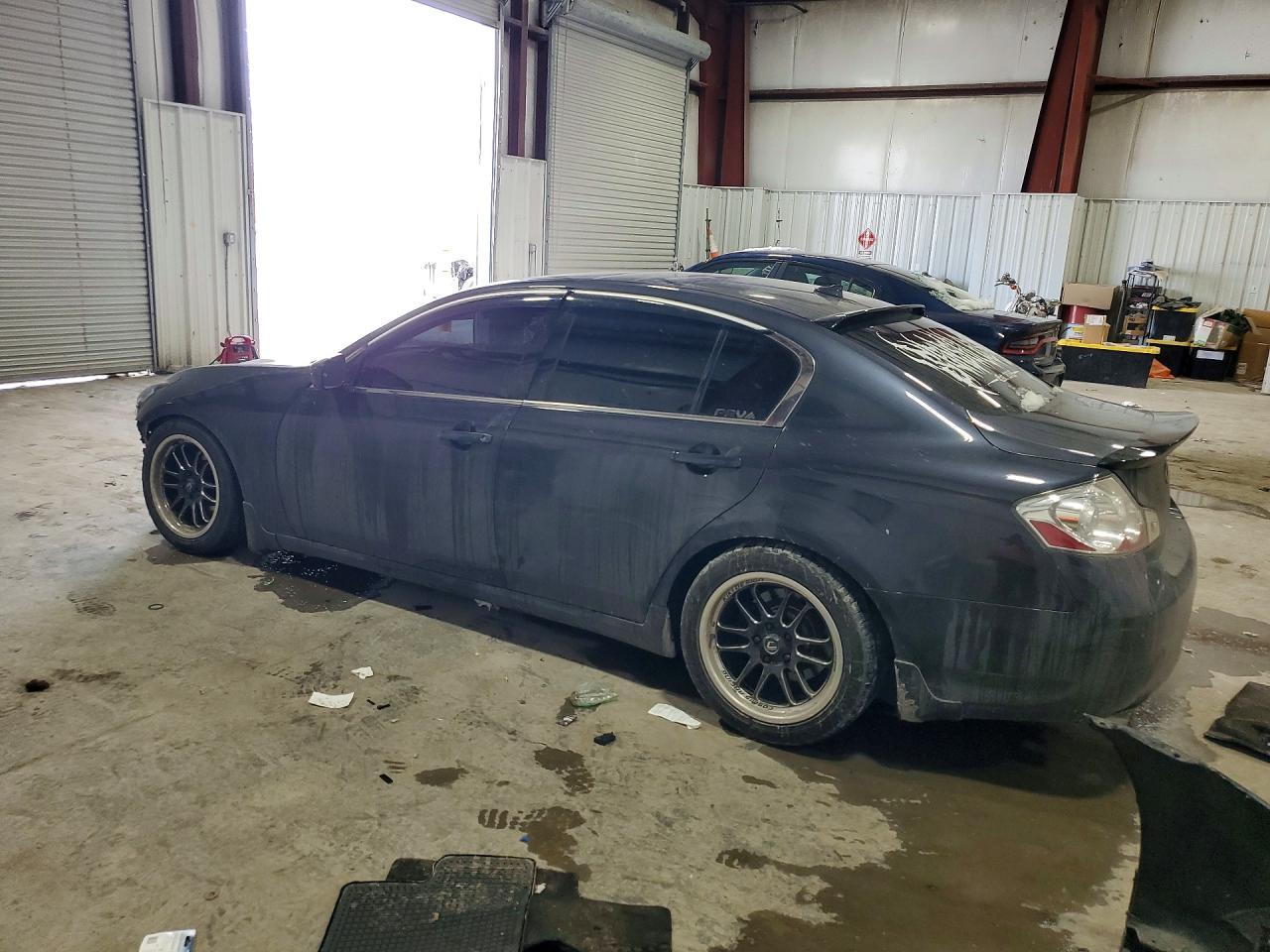2009 Infiniti G37 - Фото 2