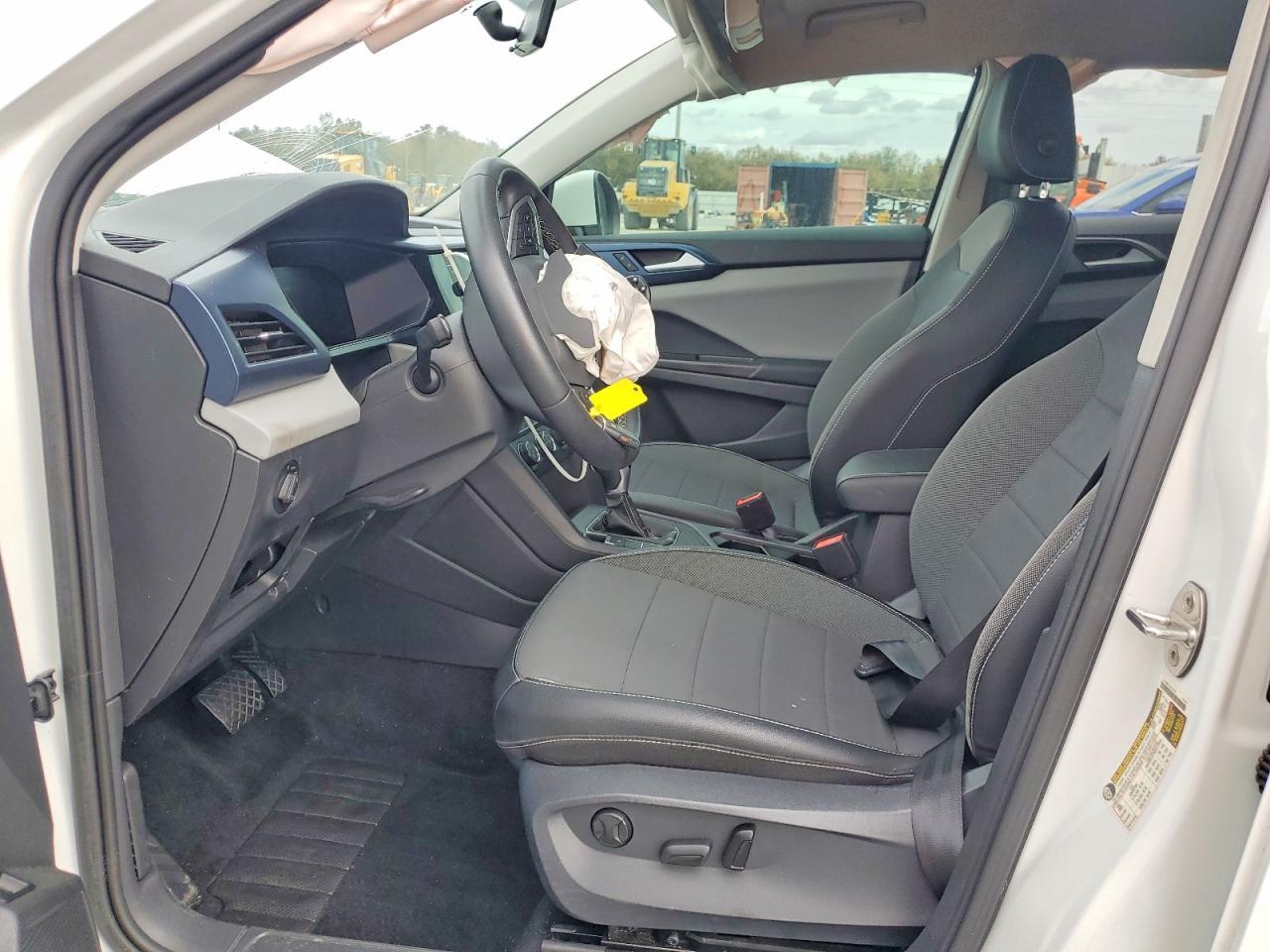 2022 Volkswagen Taos Se - Фото 7