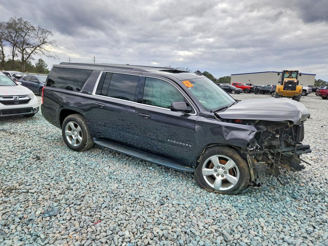 2017 Chevrolet Suburban C1500 Lt - Фото 4
