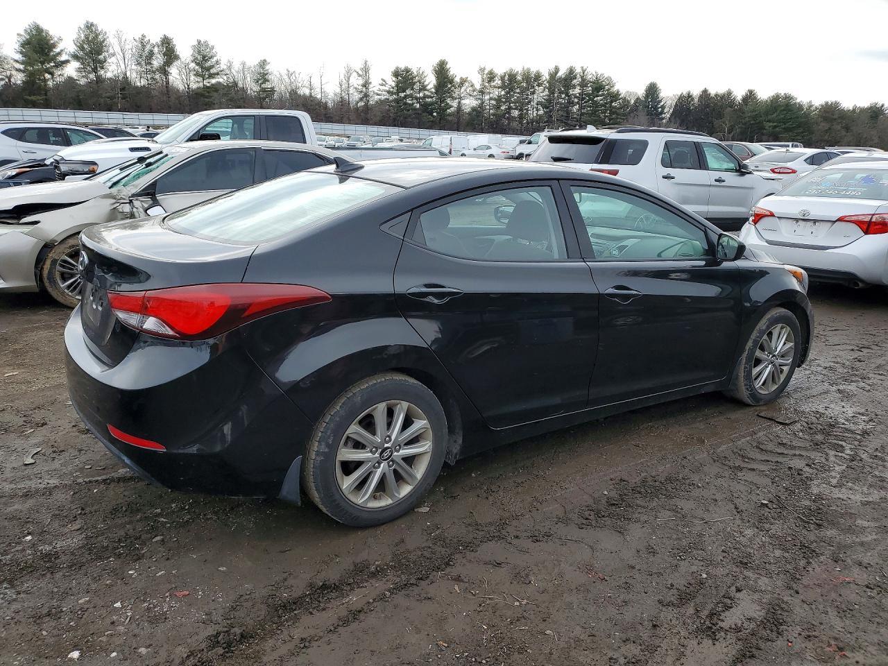 2015 Hyundai Elantra Se - Image 3