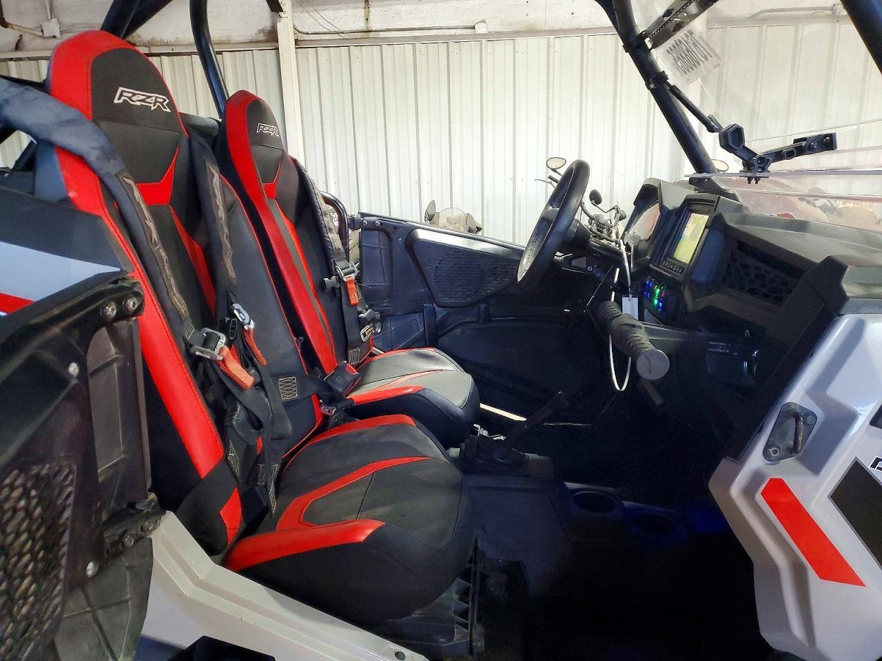 2020 Pola Rzr - Utility Vehicle - Фото 6