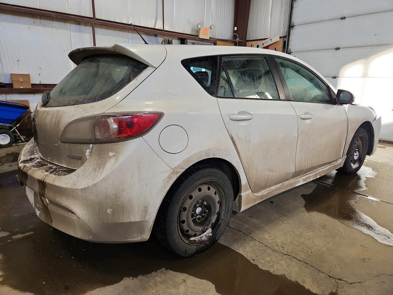 2012 Mazda 3 I - Image 3