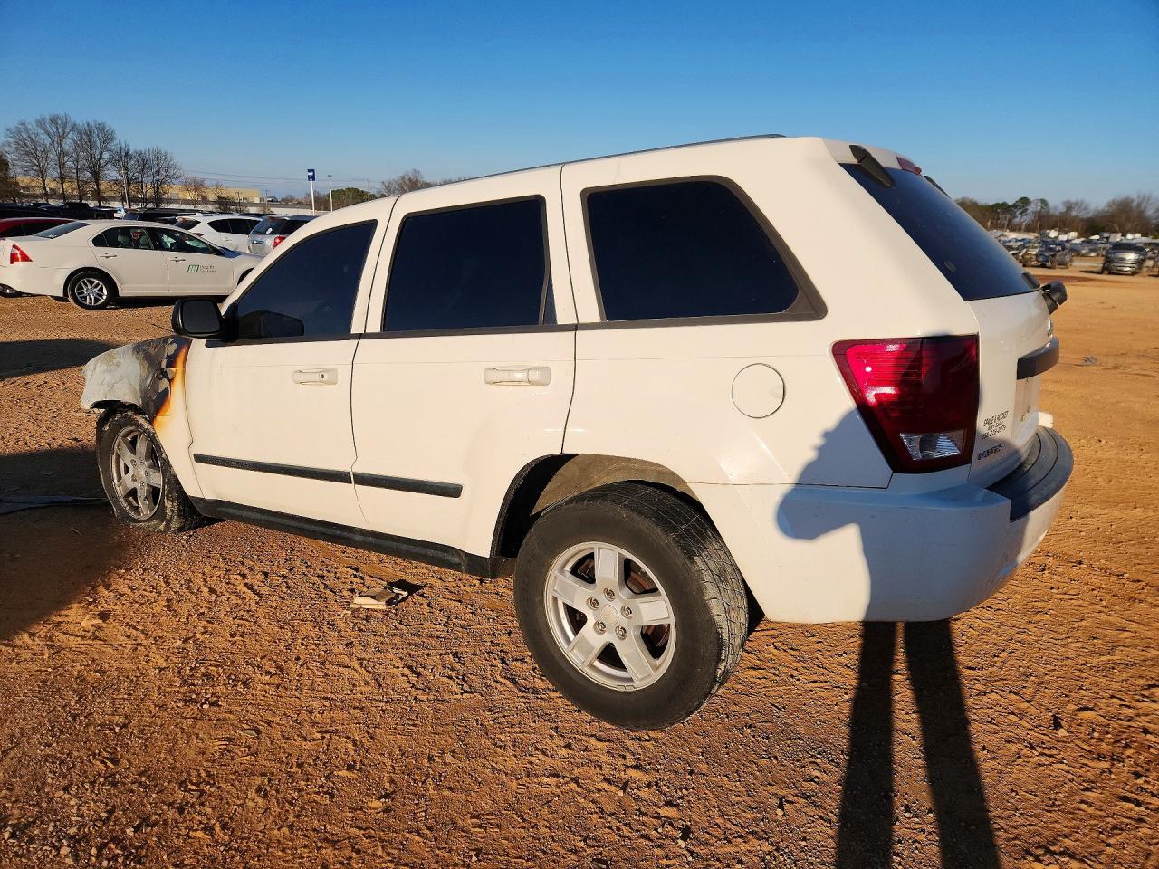 2007 Jeep Grand Cherokee Laredo - Image 2