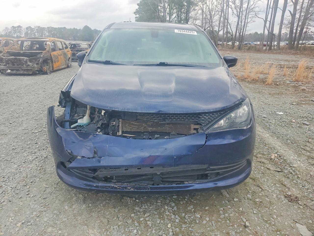 2020 Chrysler Voyager Lx - Фото 5