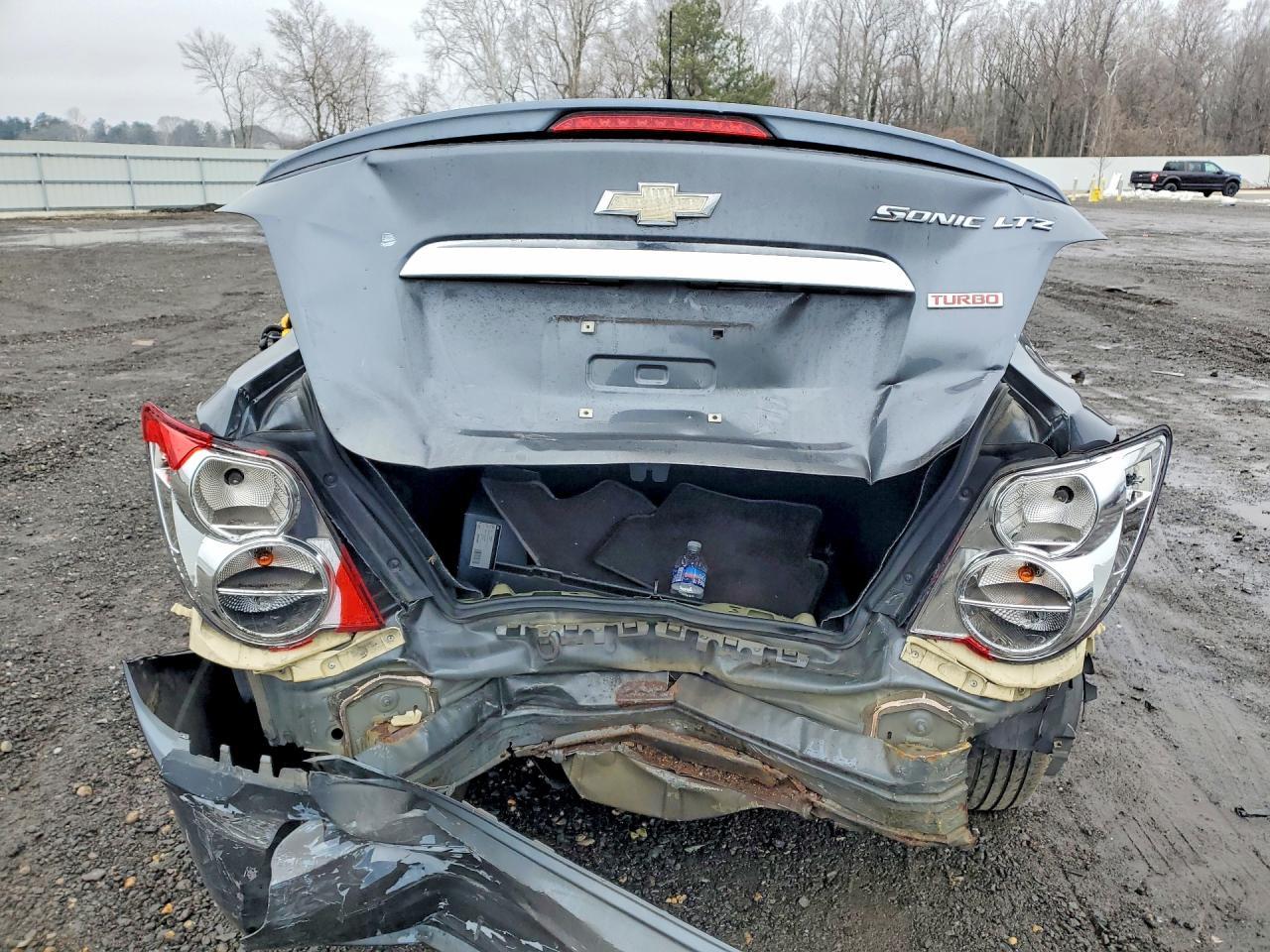 2013 Chevrolet Sonic Ltz - Image 6