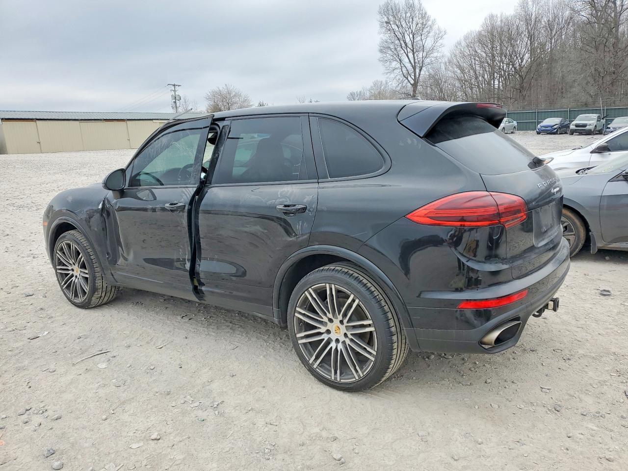 2017 Porsche Cayenne - Image 2
