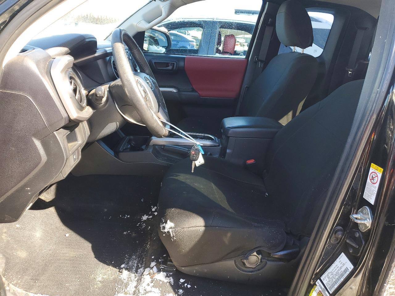 2018 Toyota Tacoma Access Cab - Image 7