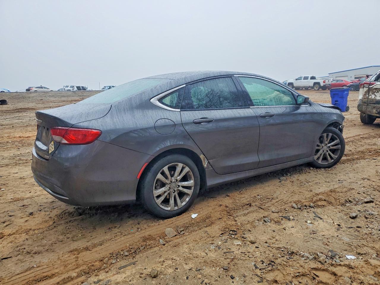 2015 Chrysler 200 Limited - Фото 5