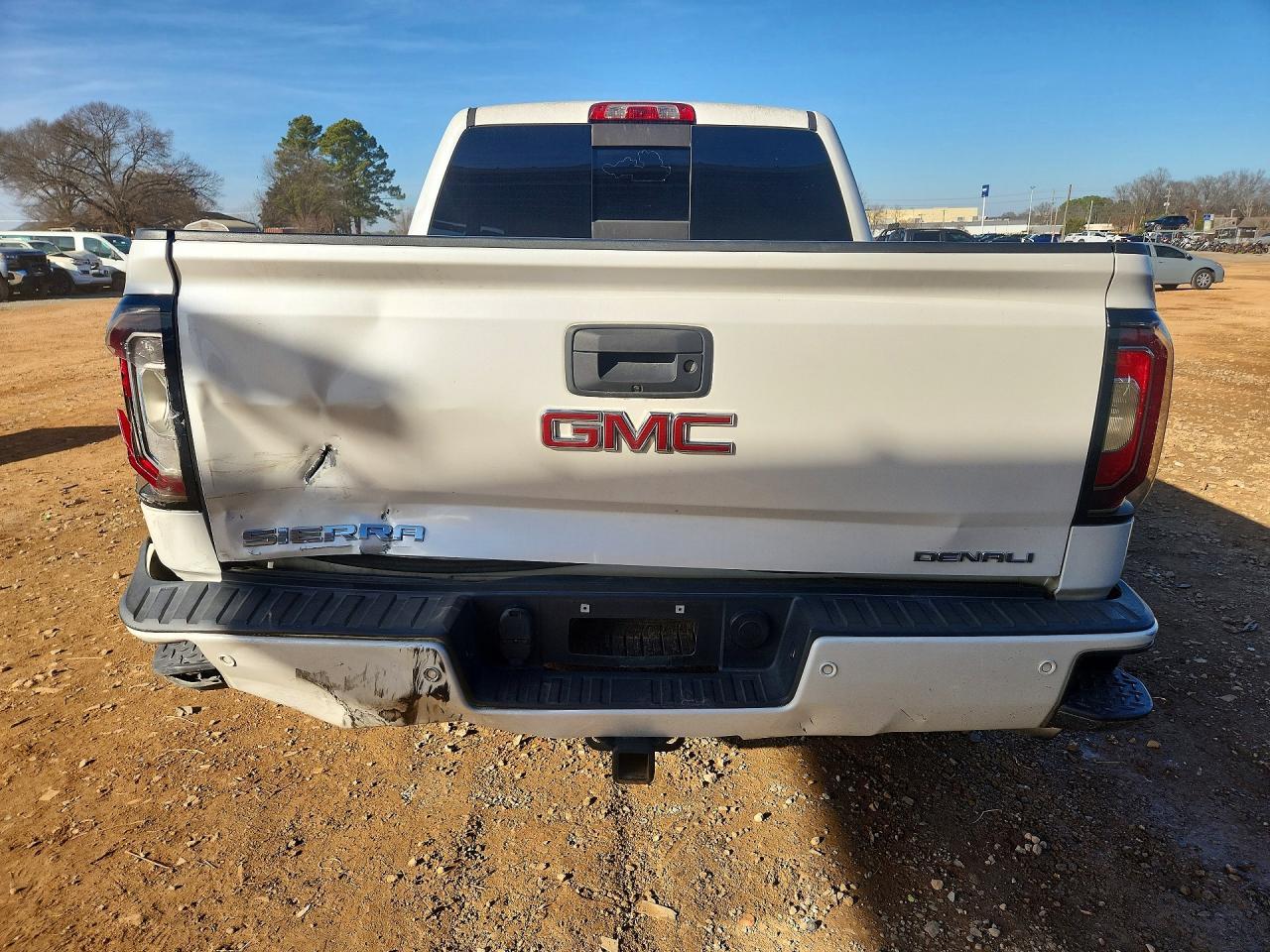 2017 GMC Sierra K1500 Denali - Image 6