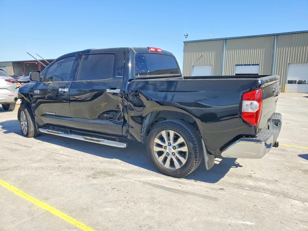 2014 Toyota Tundra Crewmax Limited - Фото 2