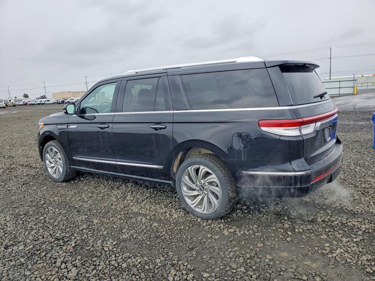 2022 Lincoln Navigator L Reserve - Фото 2