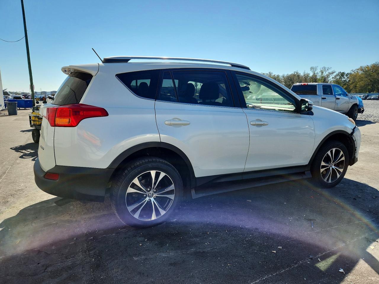 2015 Toyota Rav4 Limited - Фото 3