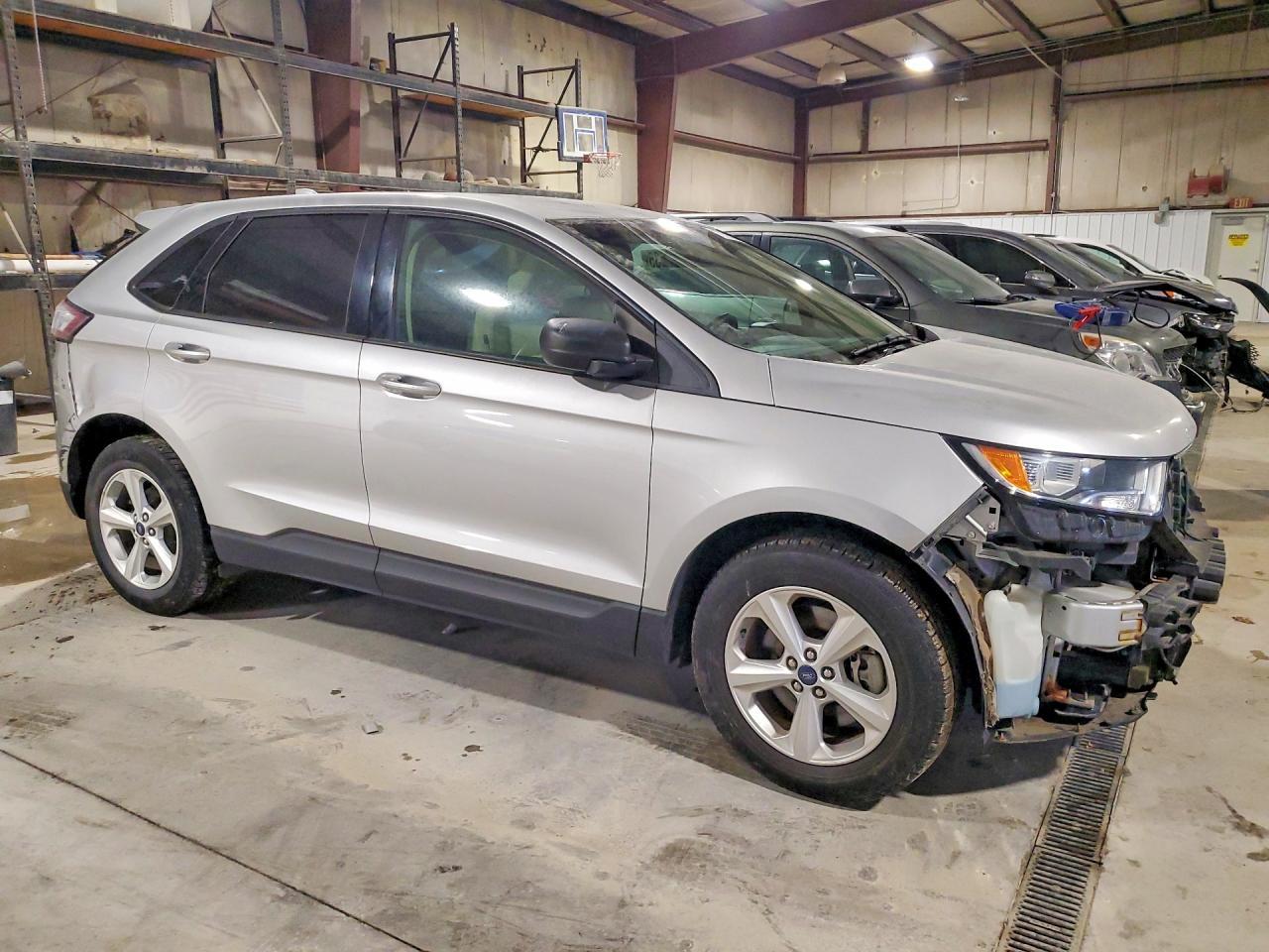 2015 Ford Edge Se - Фото 4
