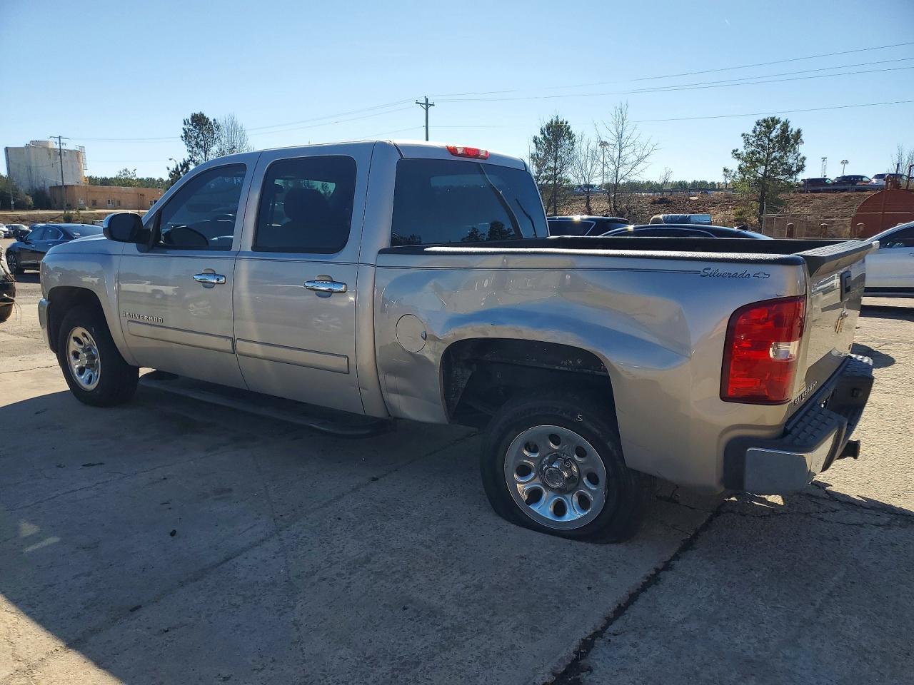 2007 Chevrolet Silverado C1500 Crew Cab - Фото 2