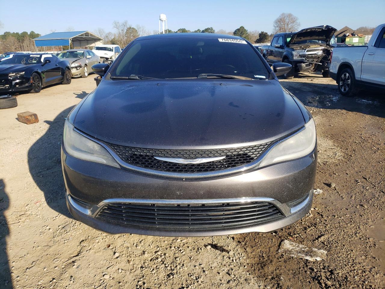 2016 Chrysler 200 Limited - Image 5