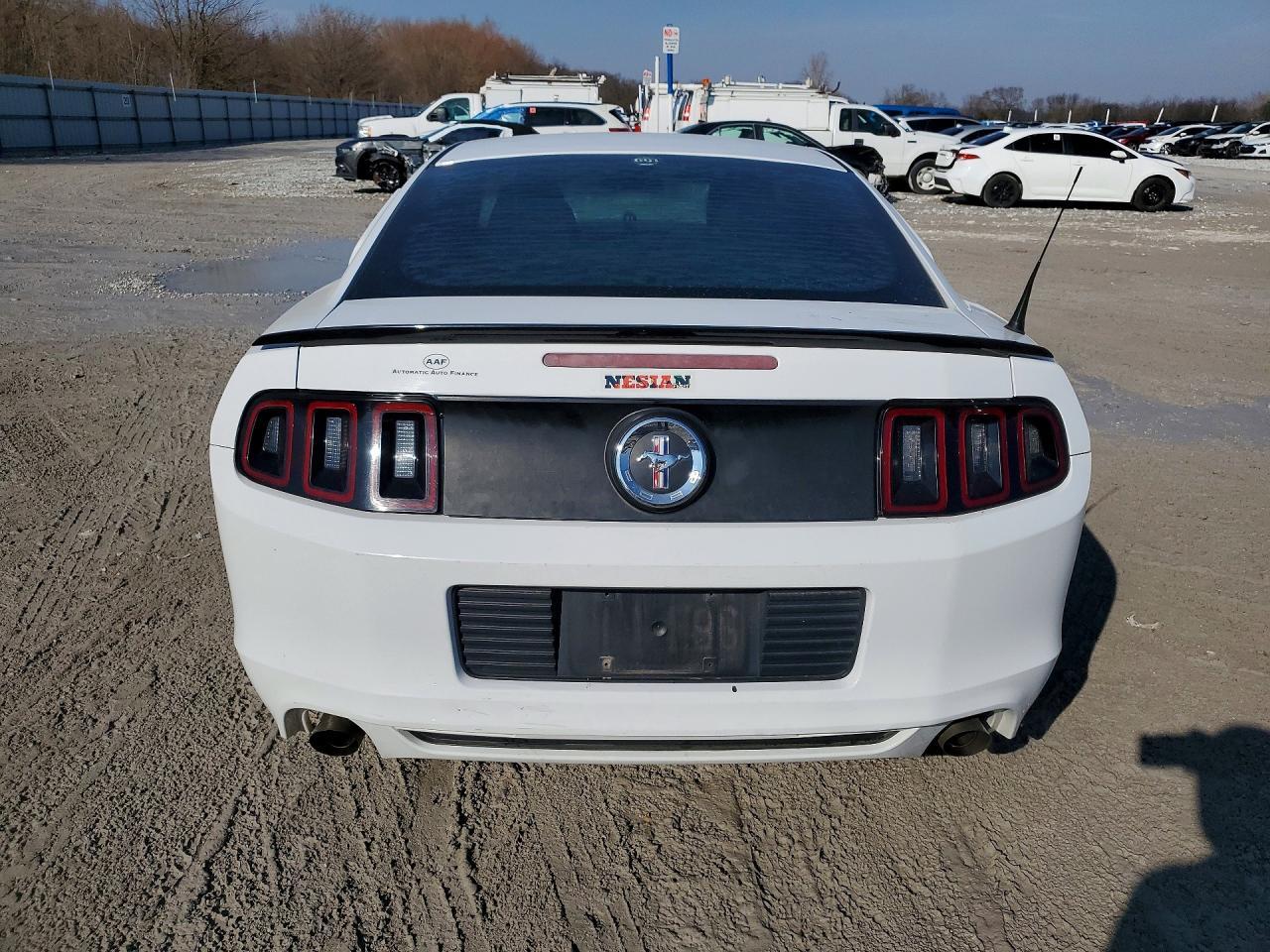 2014 Ford Mustang - Фото 6