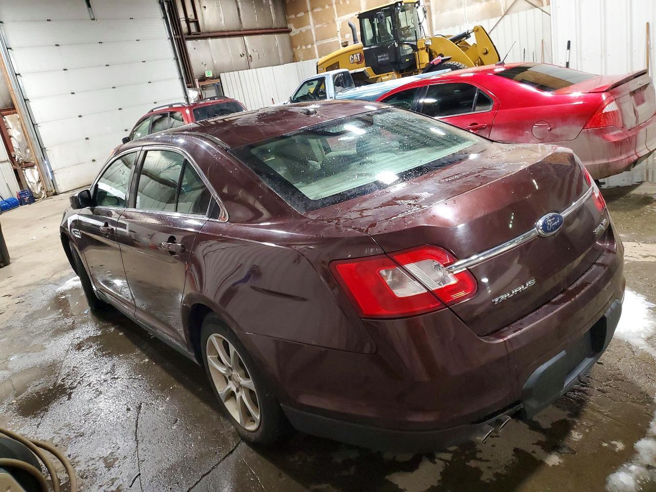2010 Ford Taurus Sel - Фото 2
