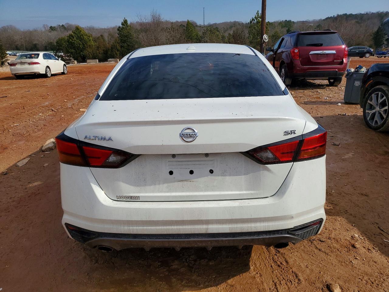2019 Nissan Altima Sr - Image 6