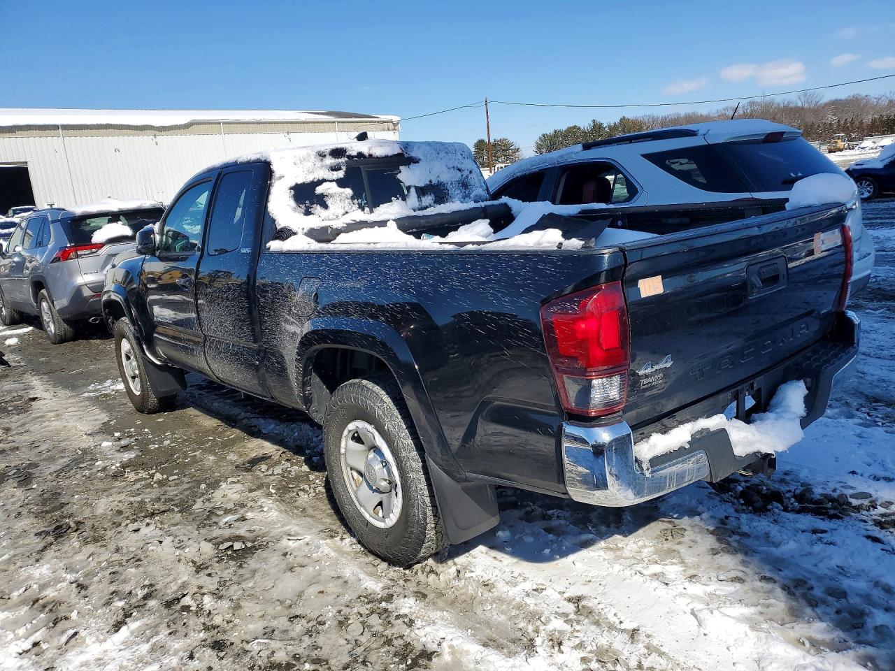 2018 Toyota Tacoma Access Cab - Image 2