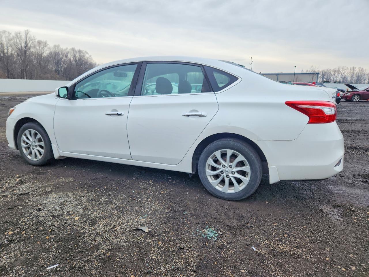2018 Nissan Sentra Sv - Фото 2