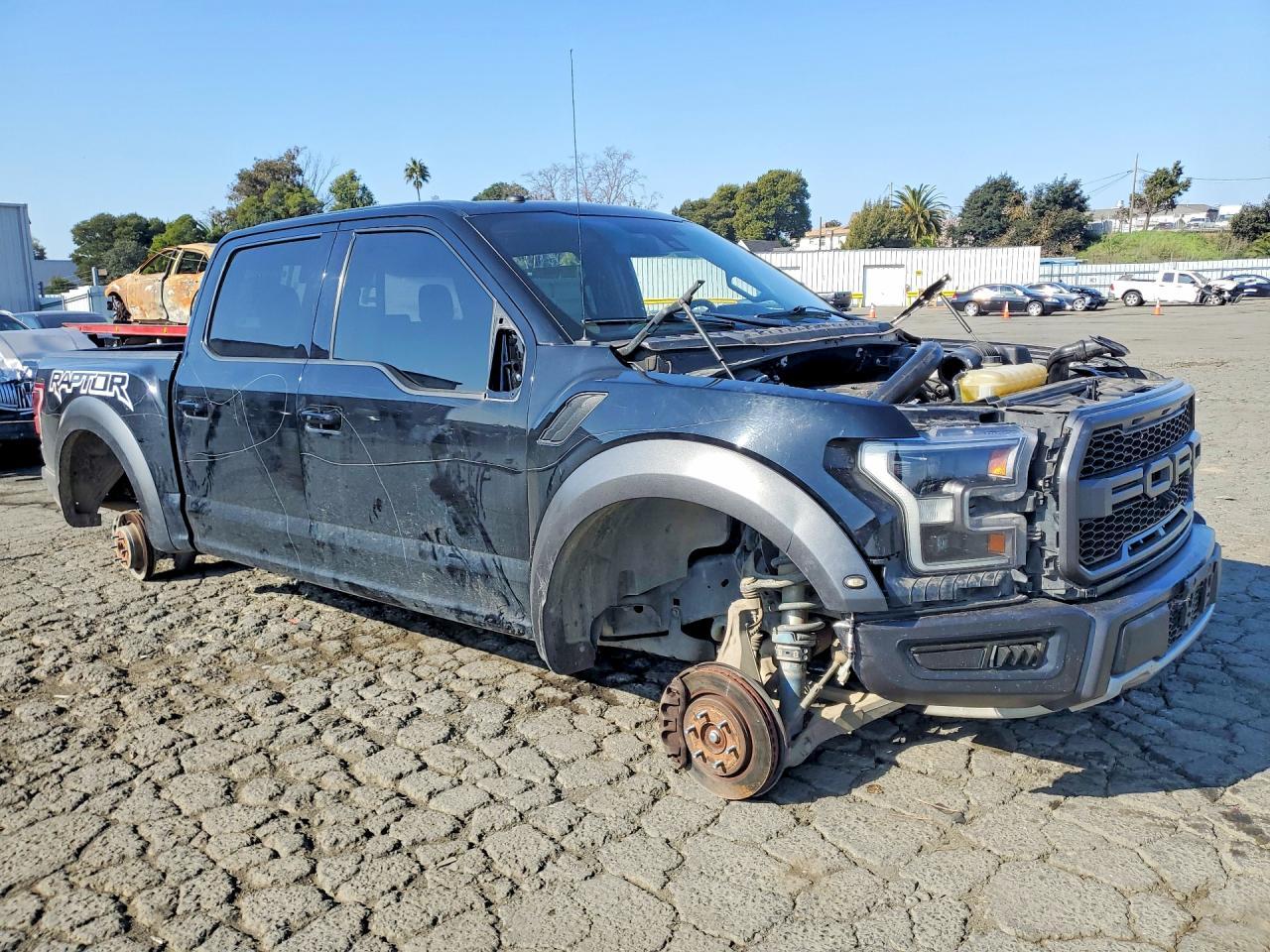 2018 Ford F150 Raptor - Image 4