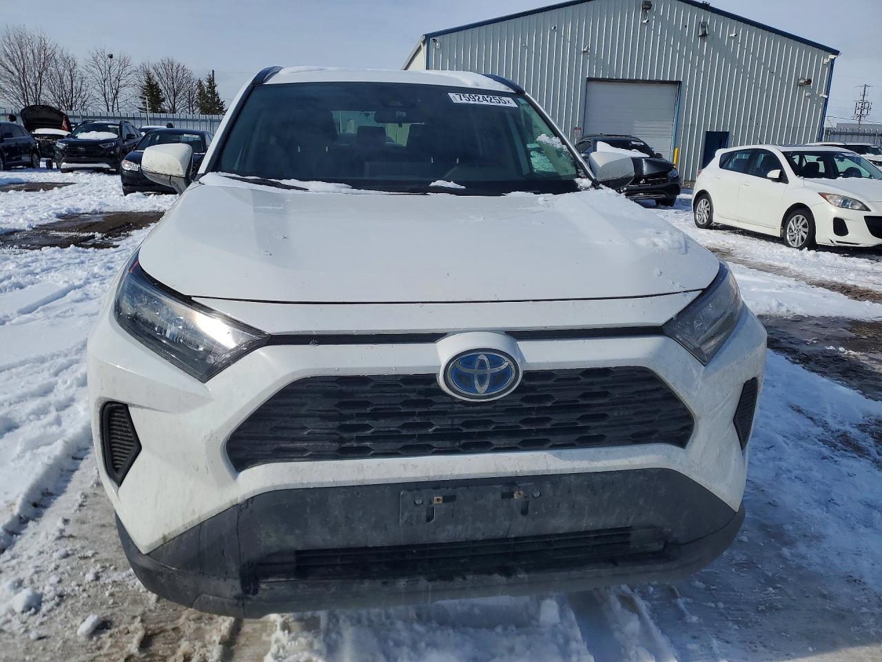2024 Toyota Rav4 Le - Image 5