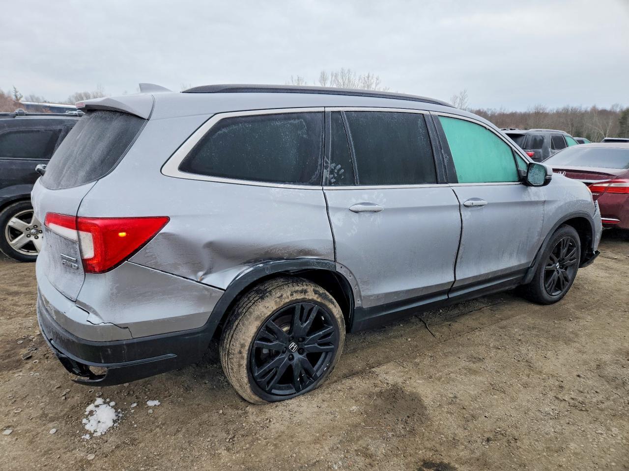 2022 Honda Pilot Se - Фото 3
