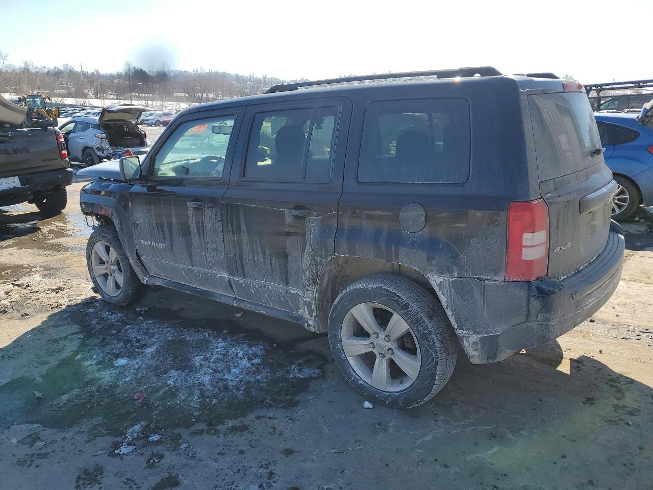 2016 Jeep Patriot Latitude - Фото 2