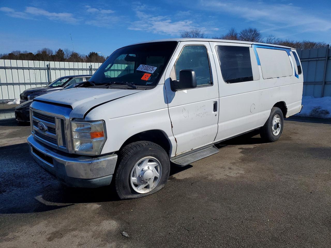 2014 Ford Econoline E350 Super Duty Wagon