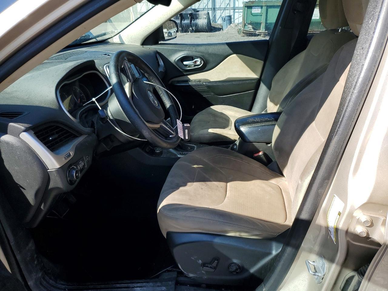 2015 Jeep Cherokee Latitude - Фото 7