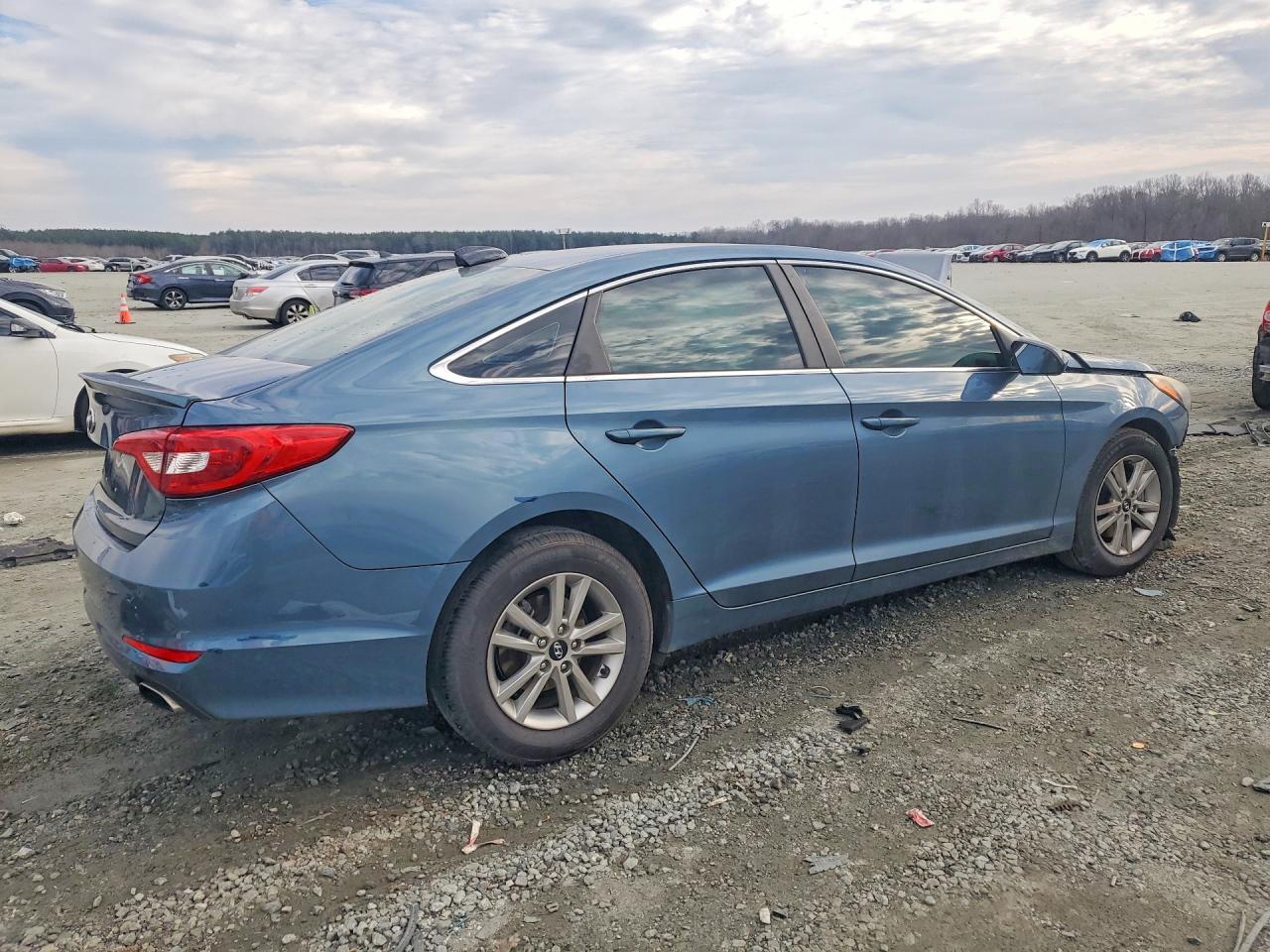 2015 Hyundai Sonata Se - Фото 3