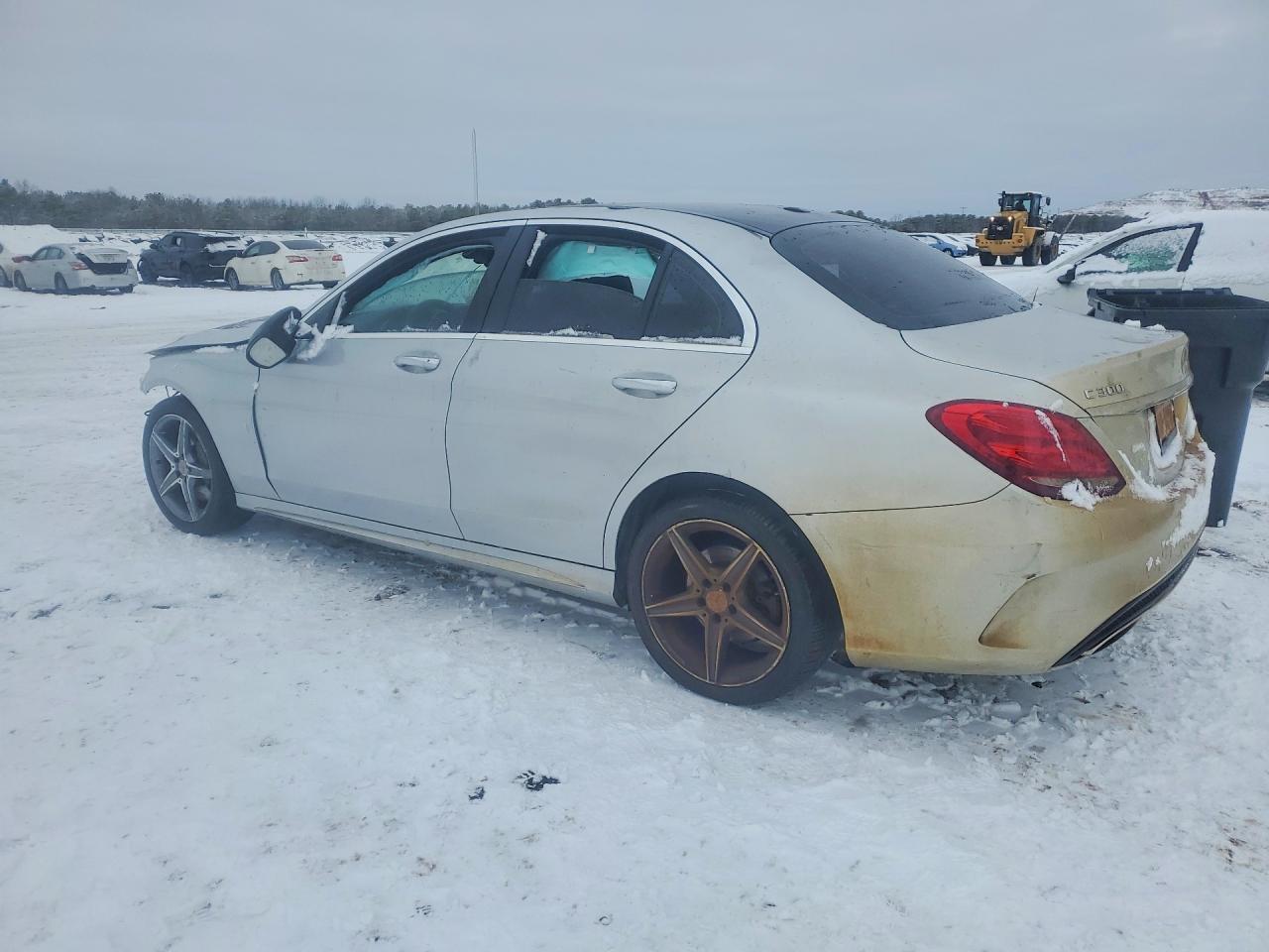2015 Mercedes-Benz C 300 4Matic - Фото 2