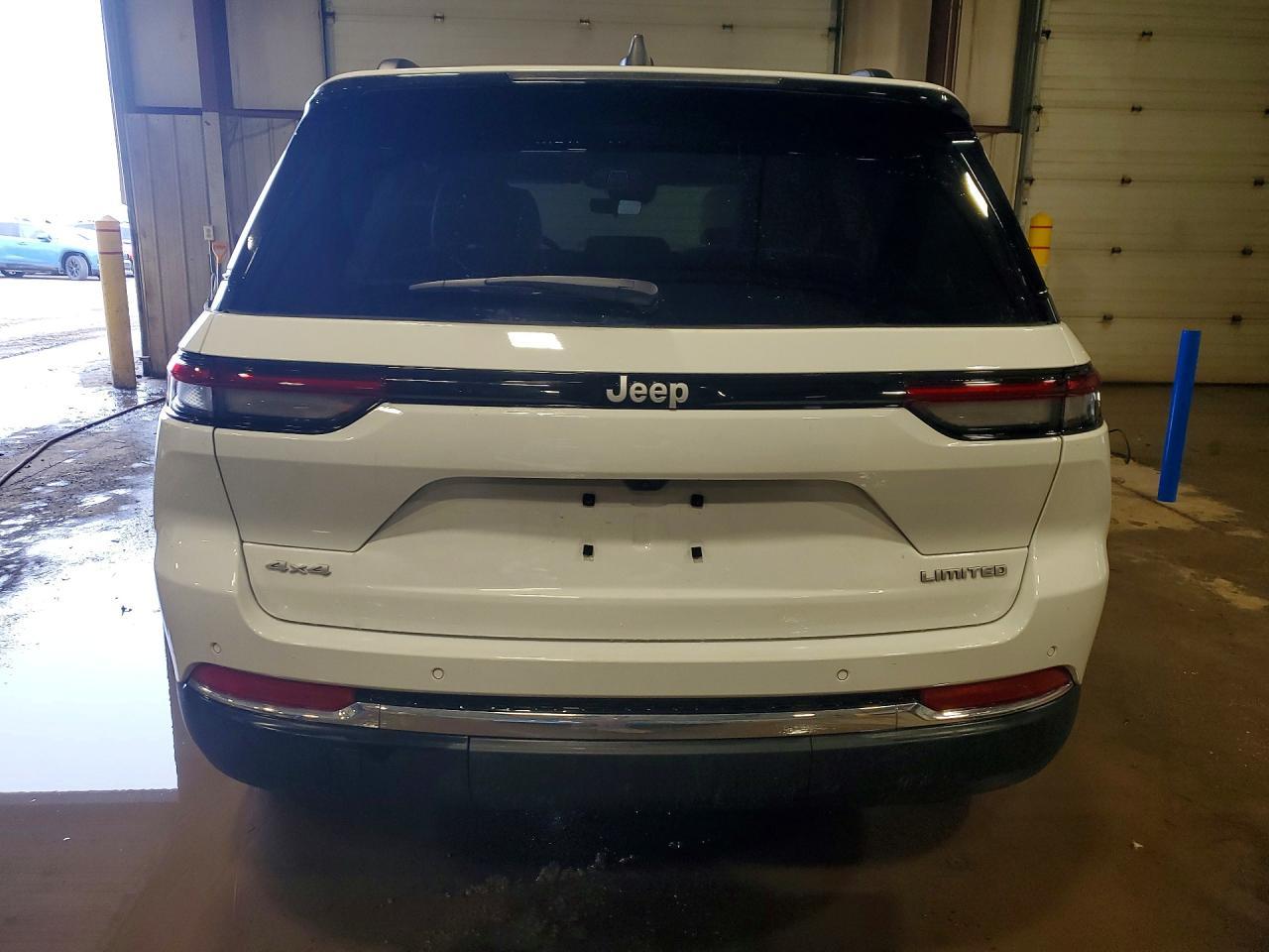 2025 Jeep Grand Cherokee Limited - Image 6