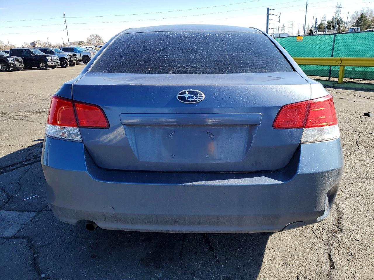 2014 Subaru Legacy 2.5I - Image 6