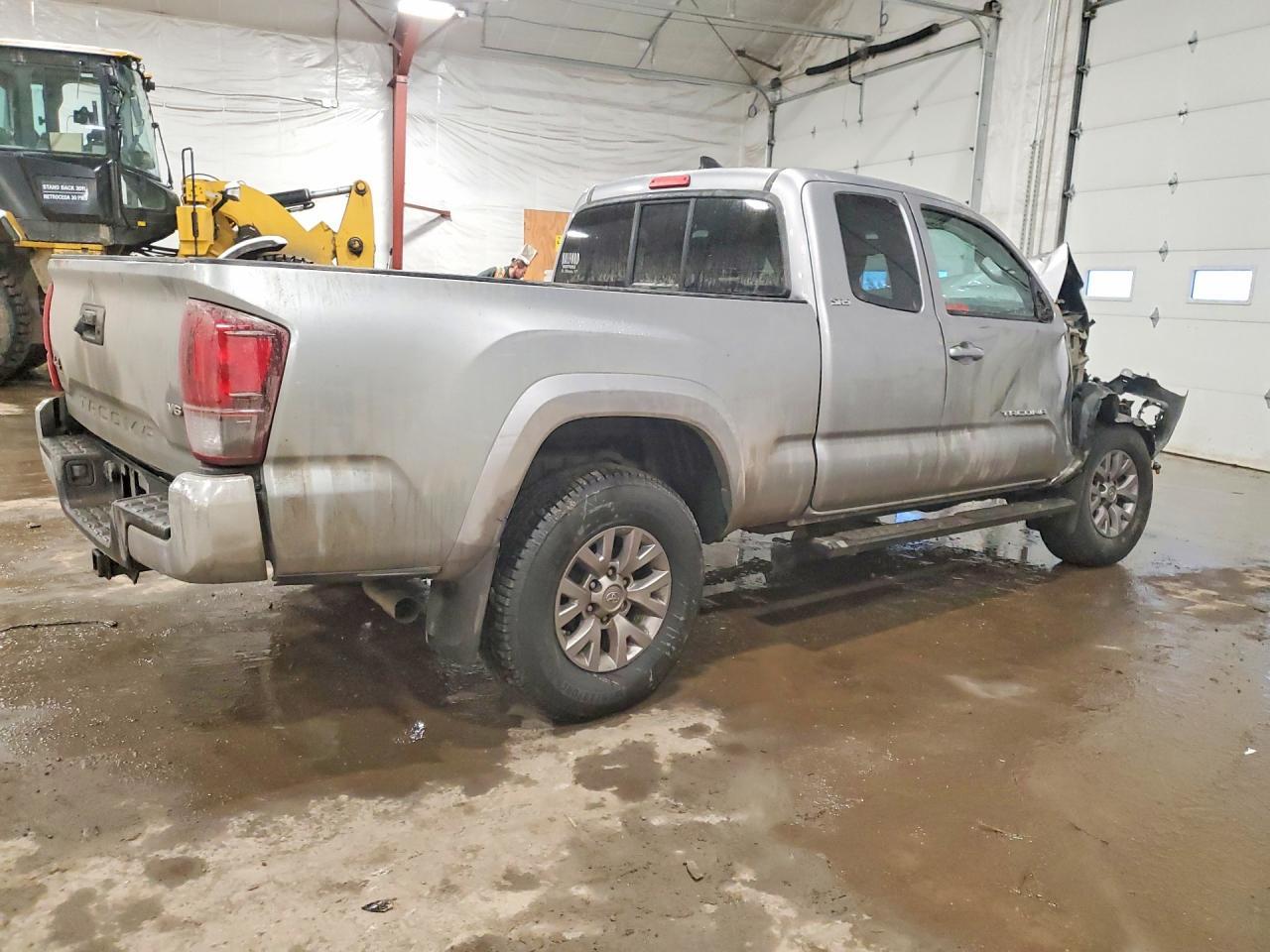 2018 Toyota Tacoma Sr5 V6 - Фото 3