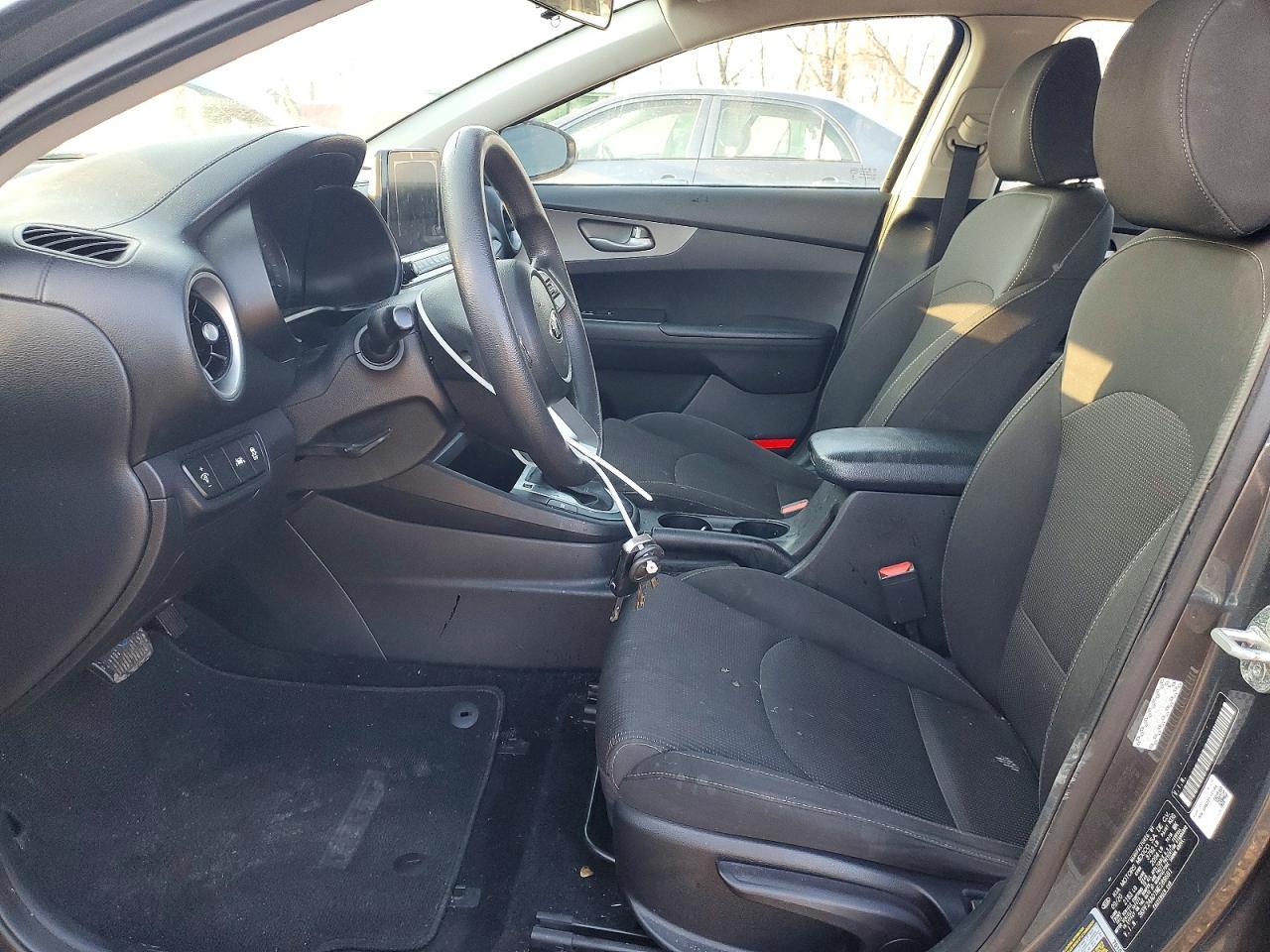 2021 Kia Forte Fe - Фото 7