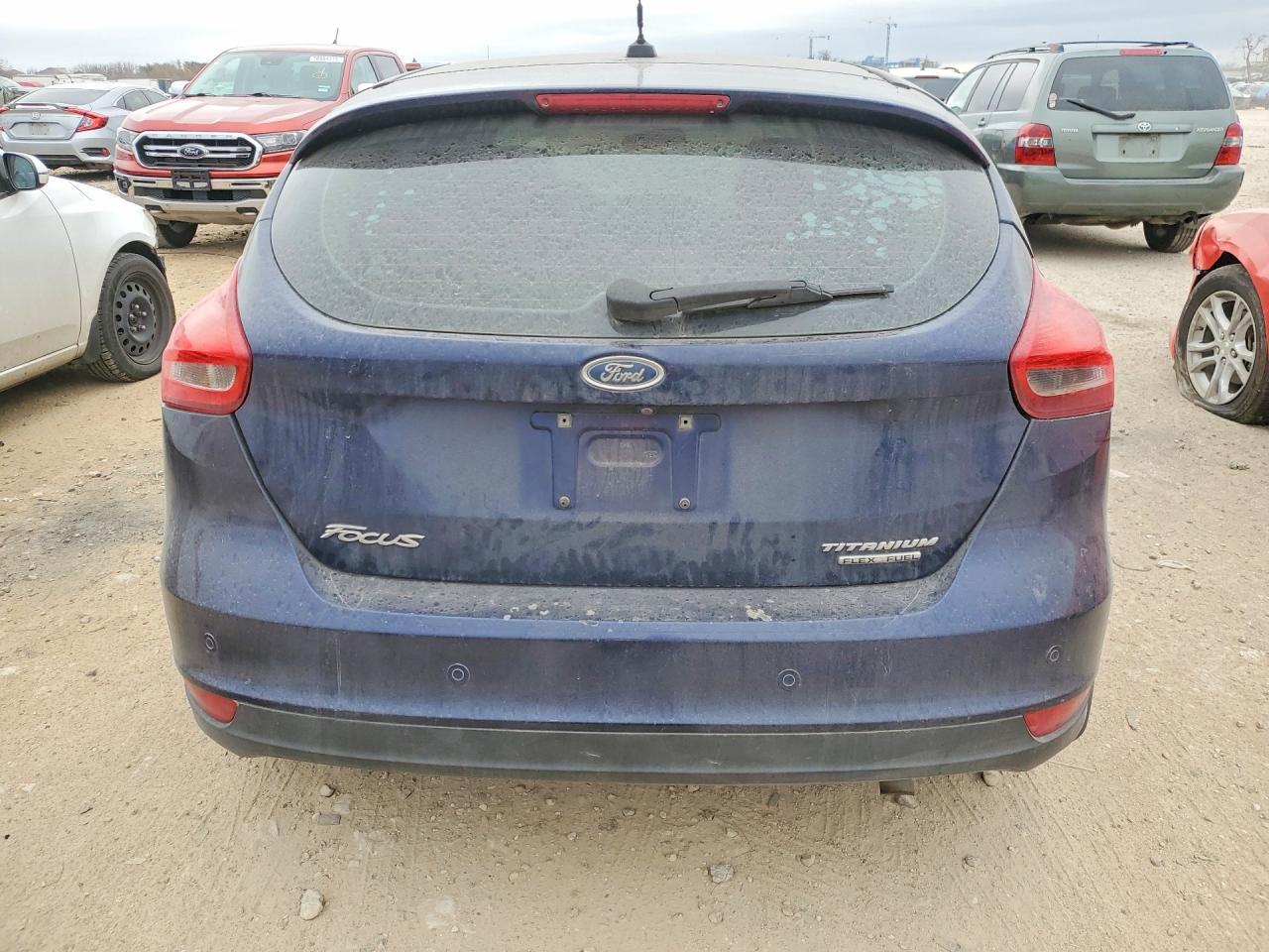 2016 Ford Focus Titanium - Image 6