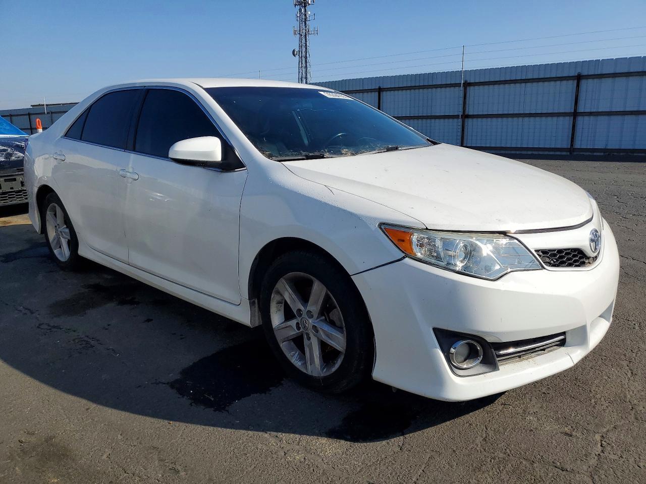 2014 Toyota Camry L - Фото 4