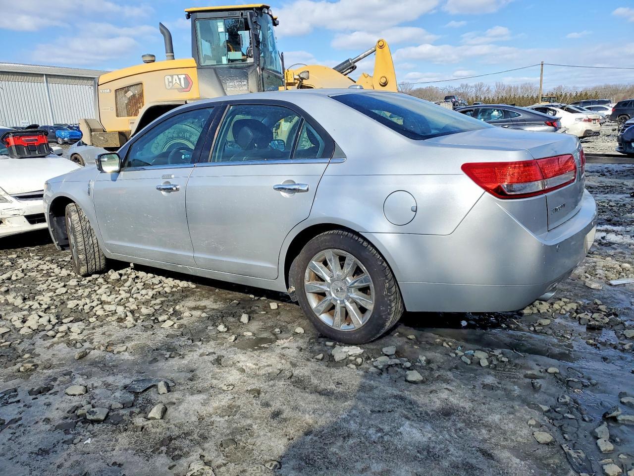 2011 Lincoln Mkz - Фото 2