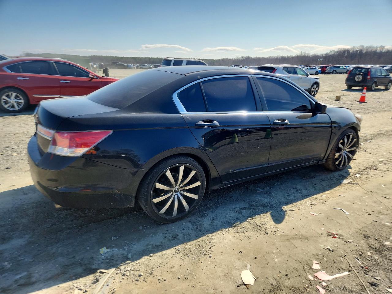 2012 Honda Accord Lx - Фото 3
