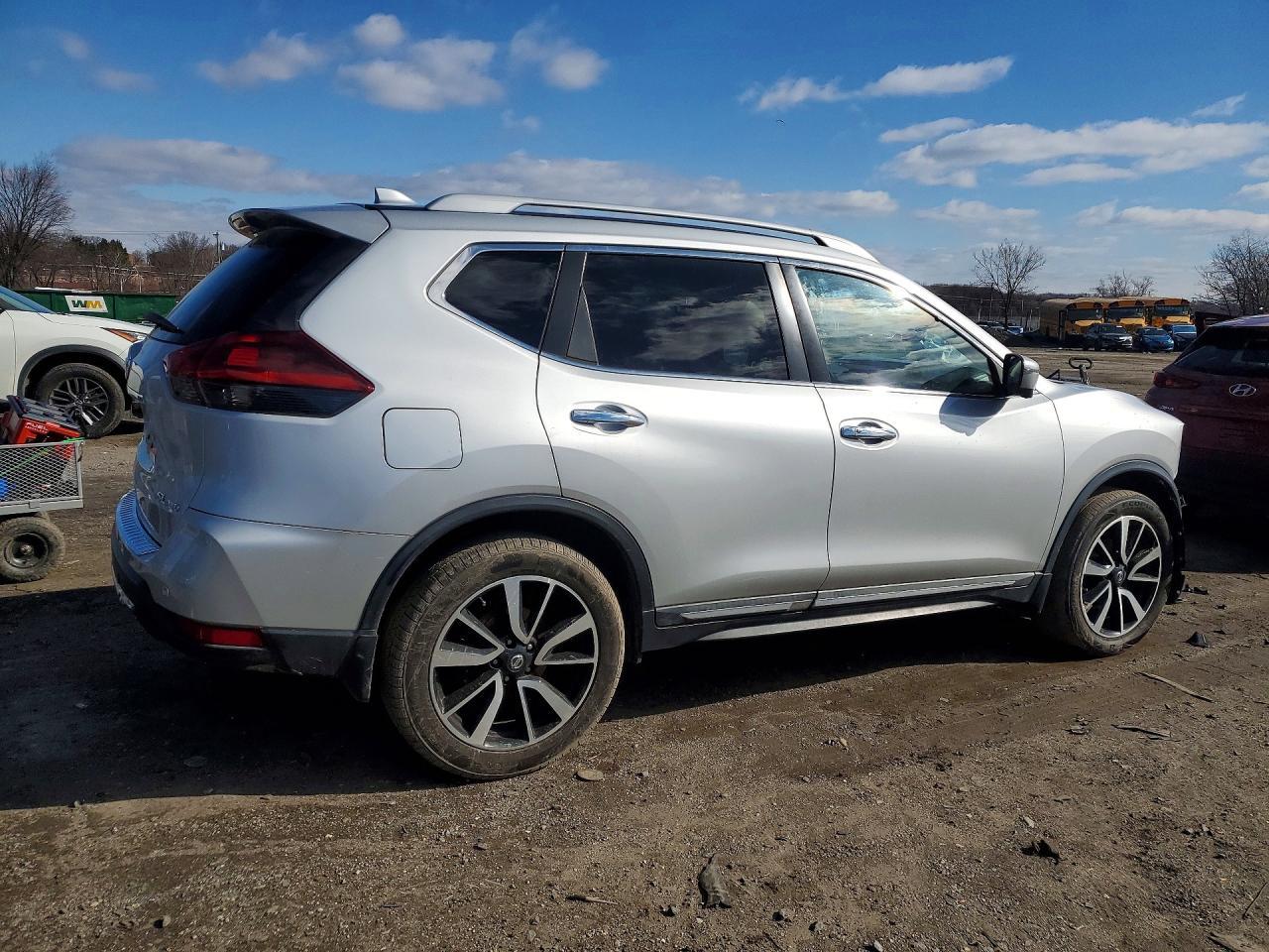 2019 Nissan Rogue S - Фото 3