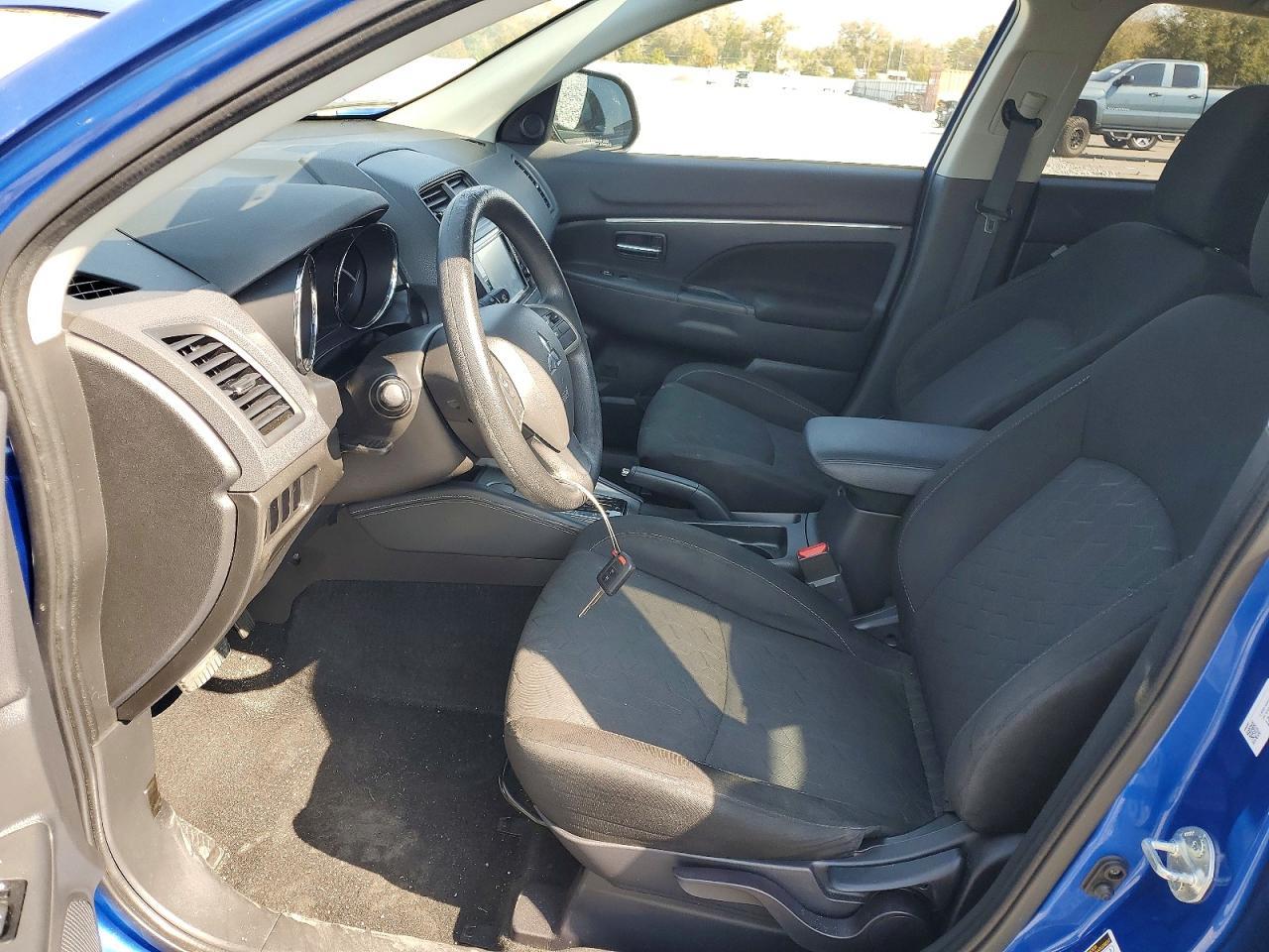 2020 Mitsubishi Outlander Sport Es - Image 7